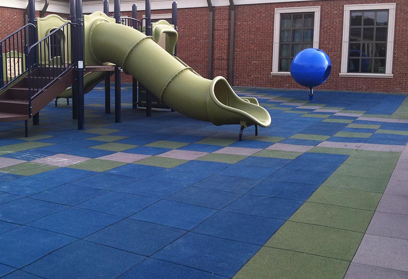 Interlocking shop playground mats